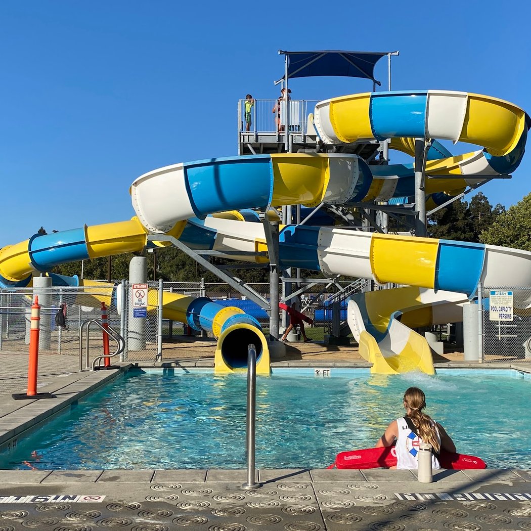 Walter Graham Aquatic Center 3