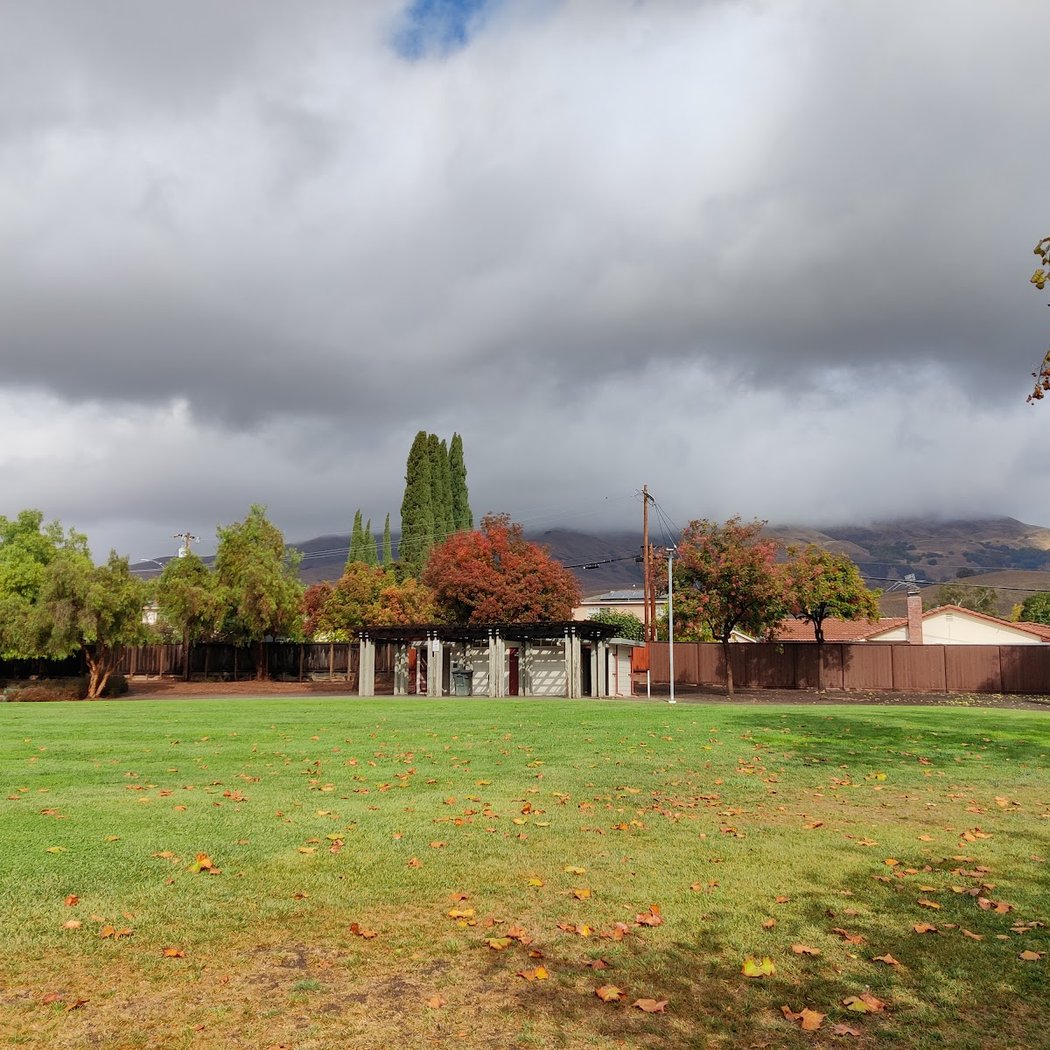 Sunnyhills Albert Augustine Jr. Memorial Park 3