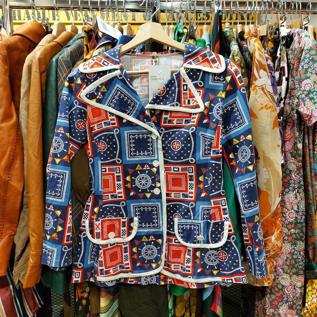 Kilo Shop Paris Magenta 1