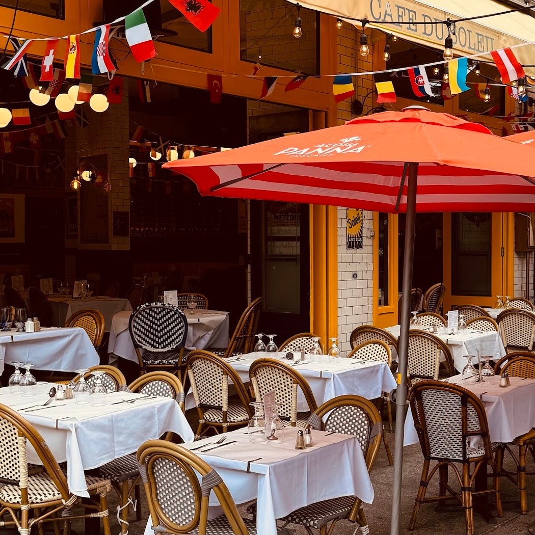 Cafe du Soleil 2