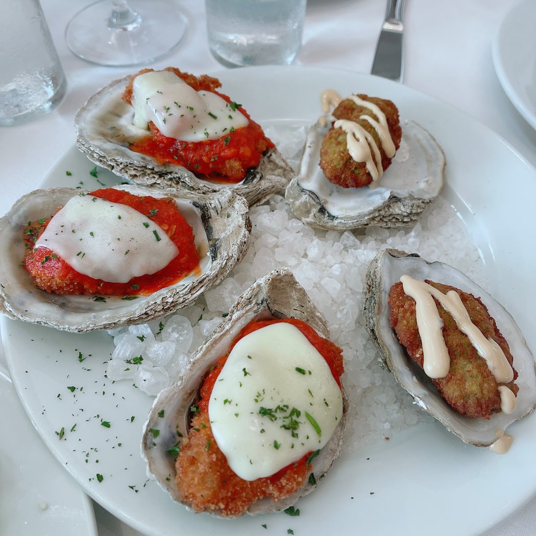 Dock's Oyster House 3