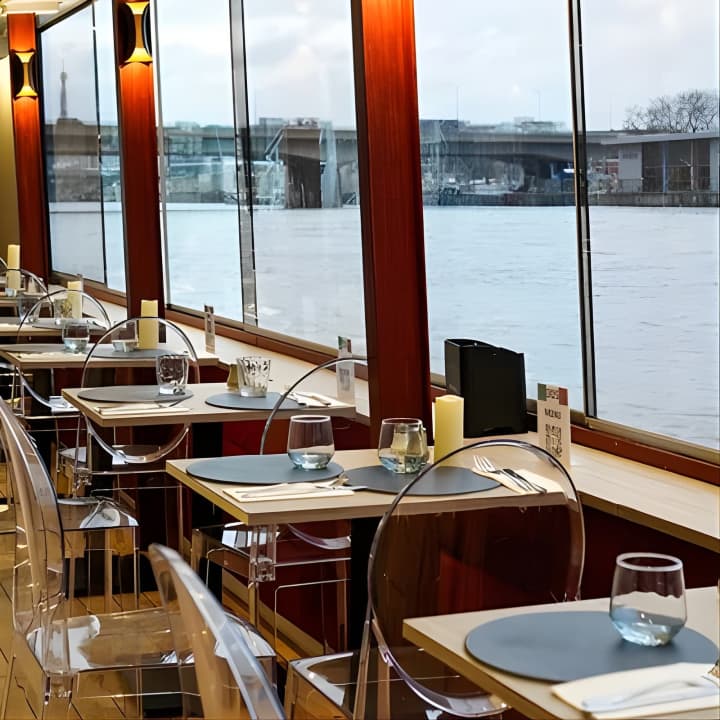 Paris Theo Boat Seine River Italian Trattoria Style Dinner Cruise 2