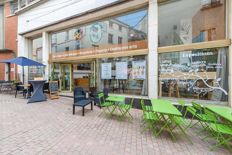 L'Ethique Café & Restaurant 3