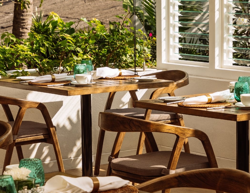 Table by Nyne 2