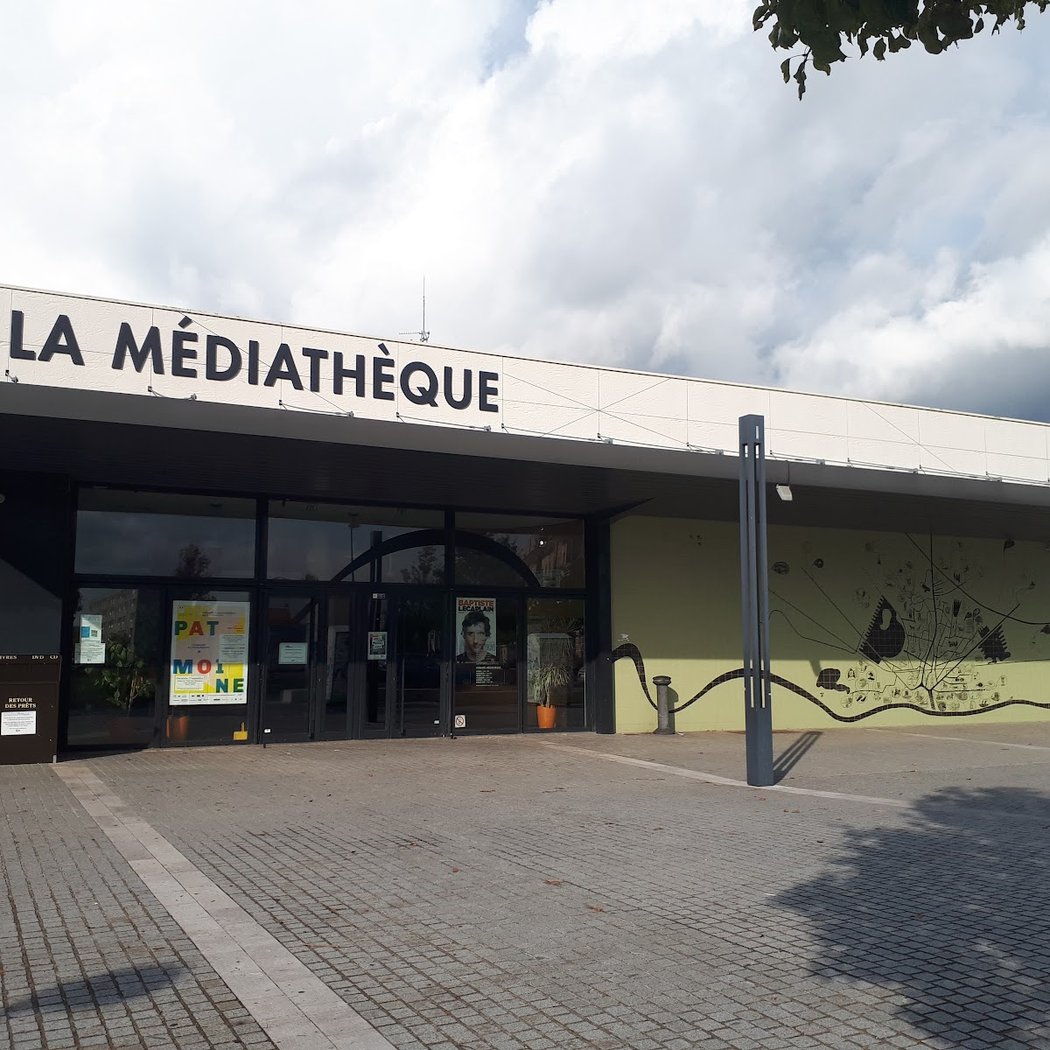 Library Les Mureaux 2