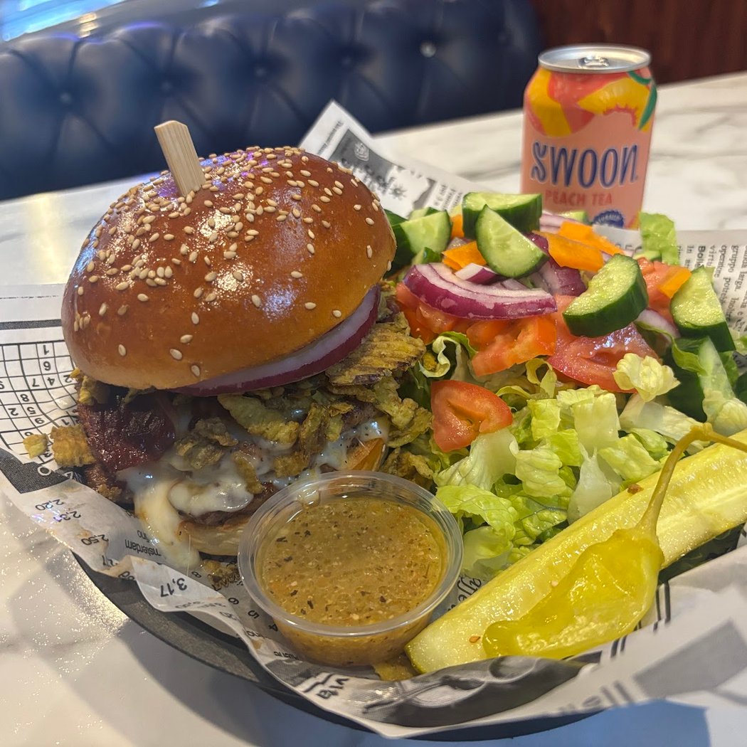 Golden K Burgers 3
