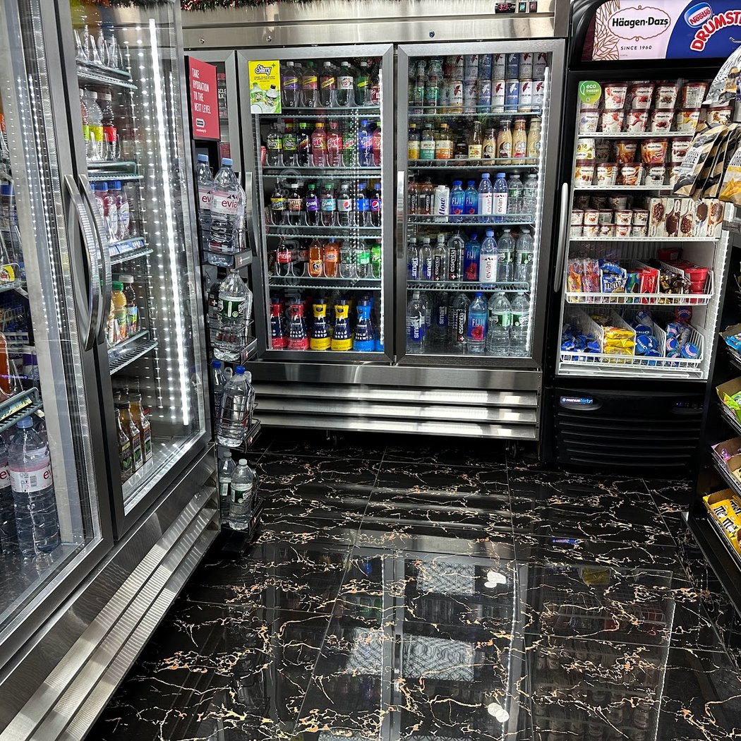 Battery Park Convenience 3