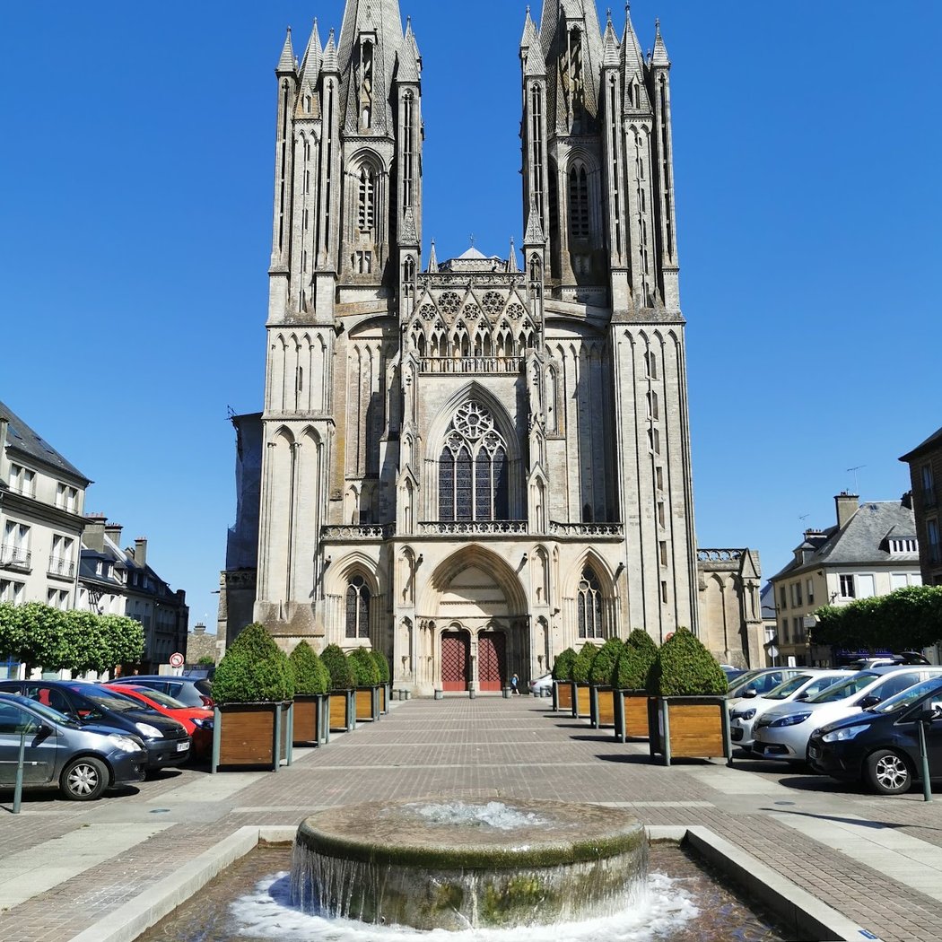 Coutances Cathedral 4