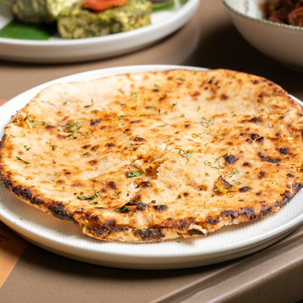 SALT - Indian Restaurant Bar & Grill 3