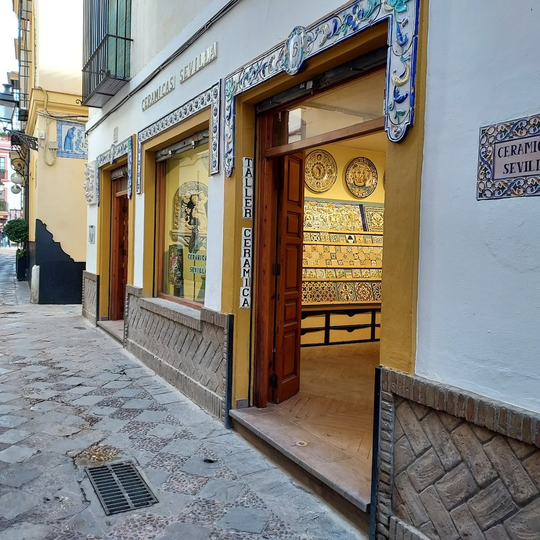 CERAMICAS SEVILLA • TILES 2