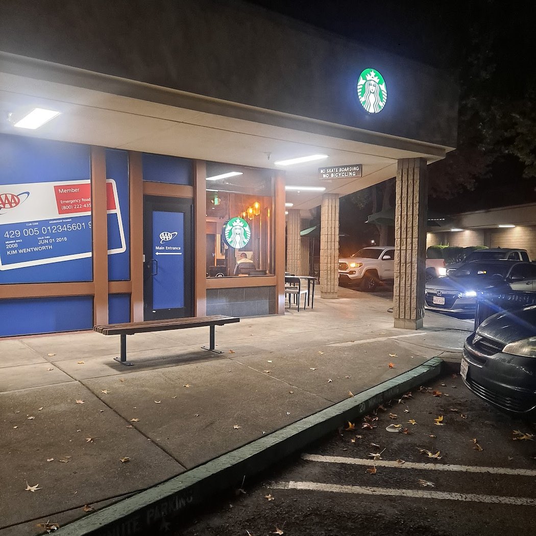 Starbucks 2