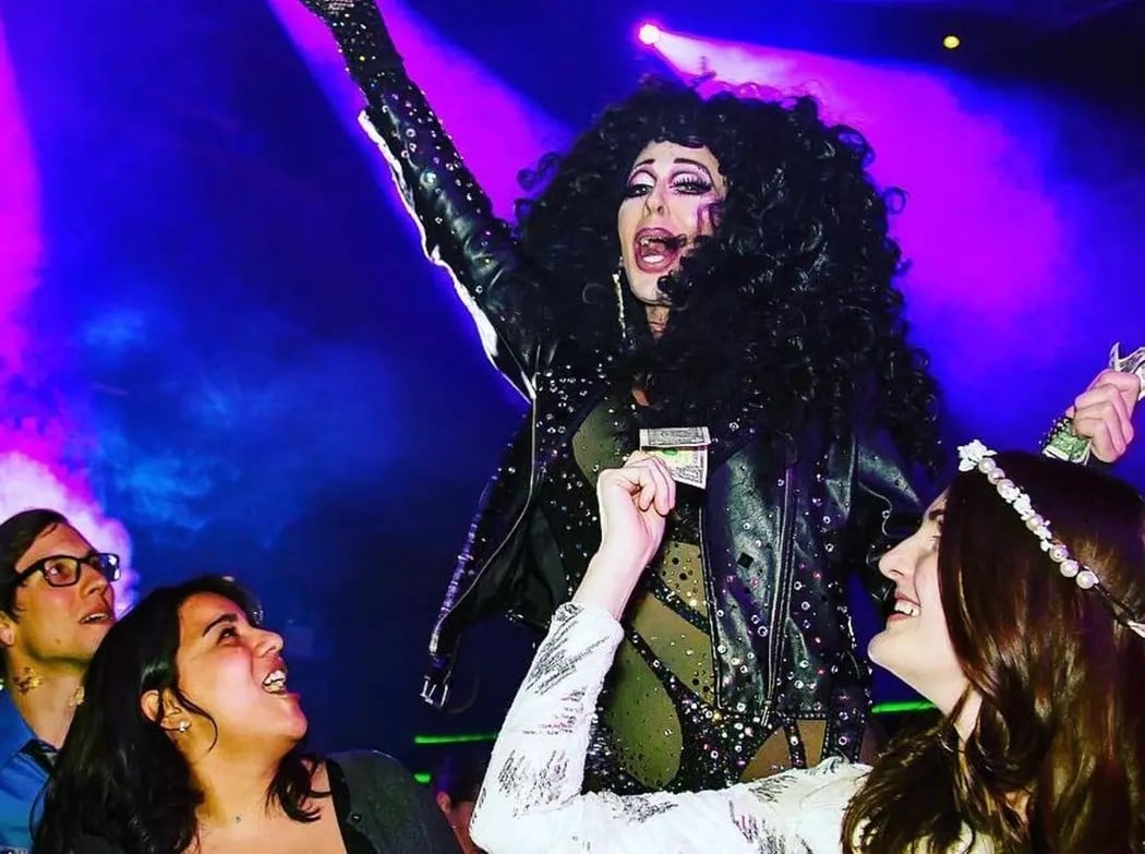 Lucky Cheng's Drag Queen Show Place 2