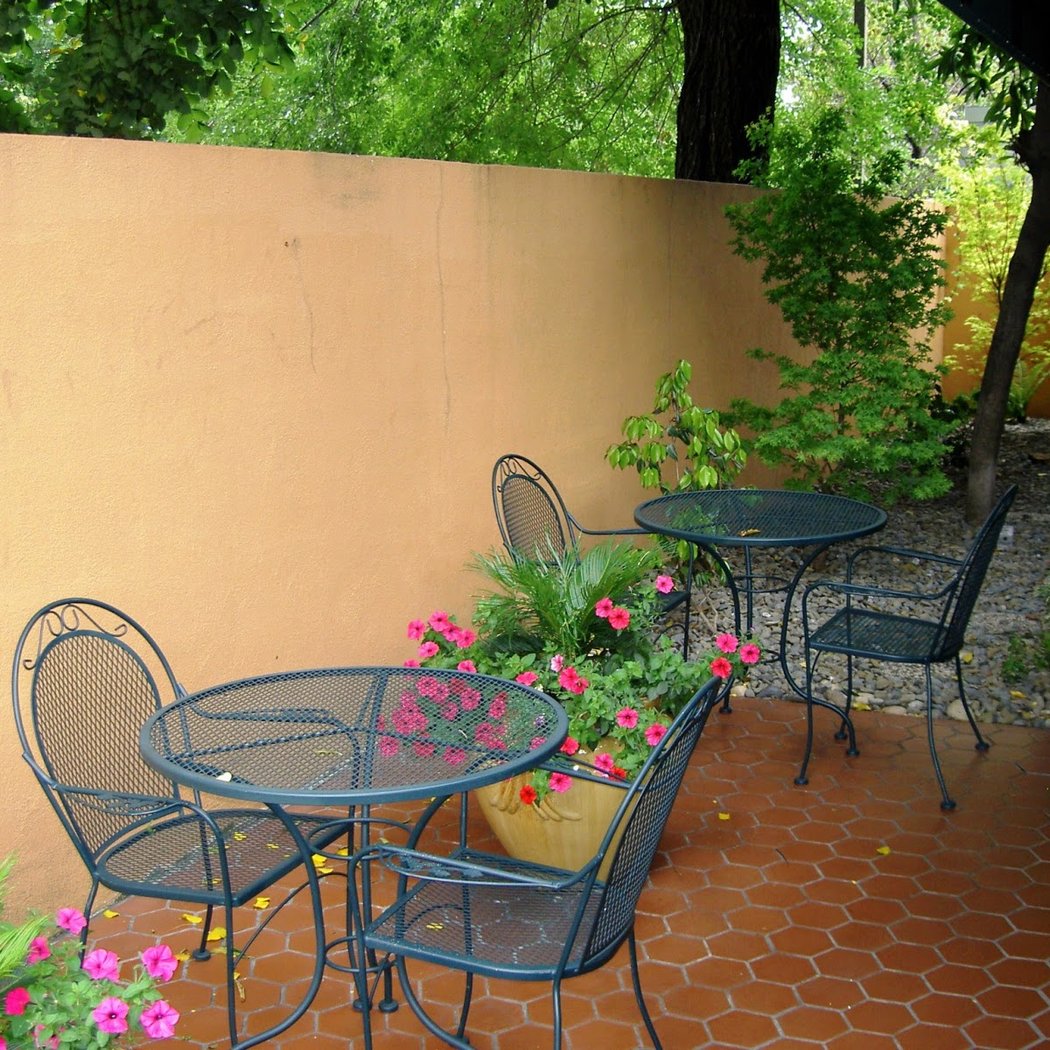 Khanh's Restaurant 2