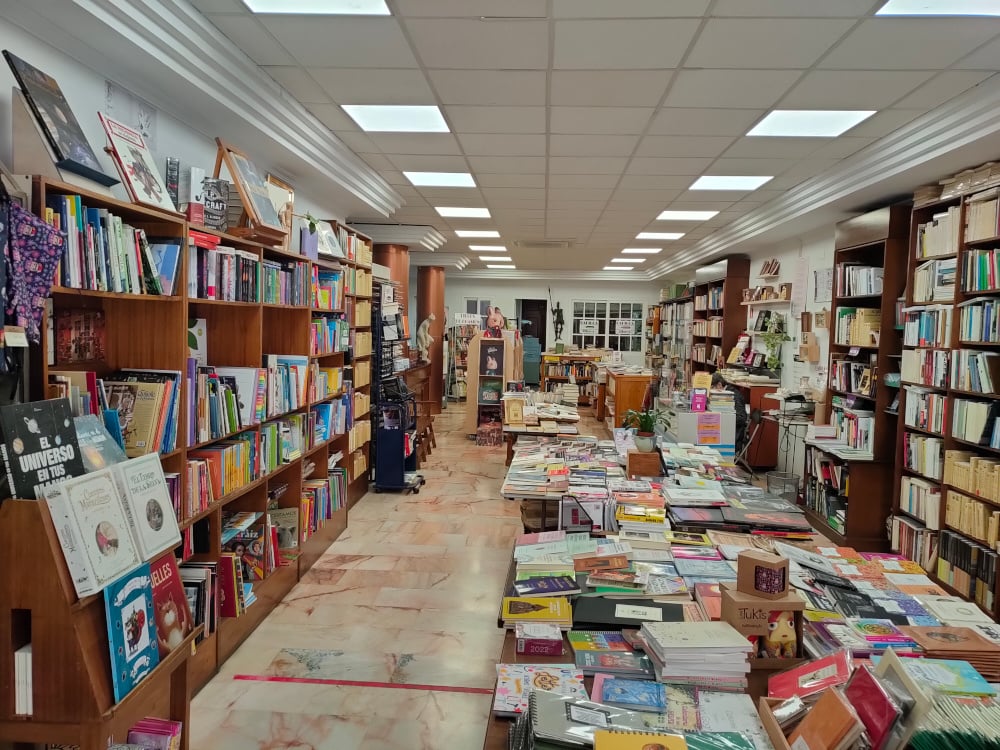 Padilla Libros Librería y Editorial 3