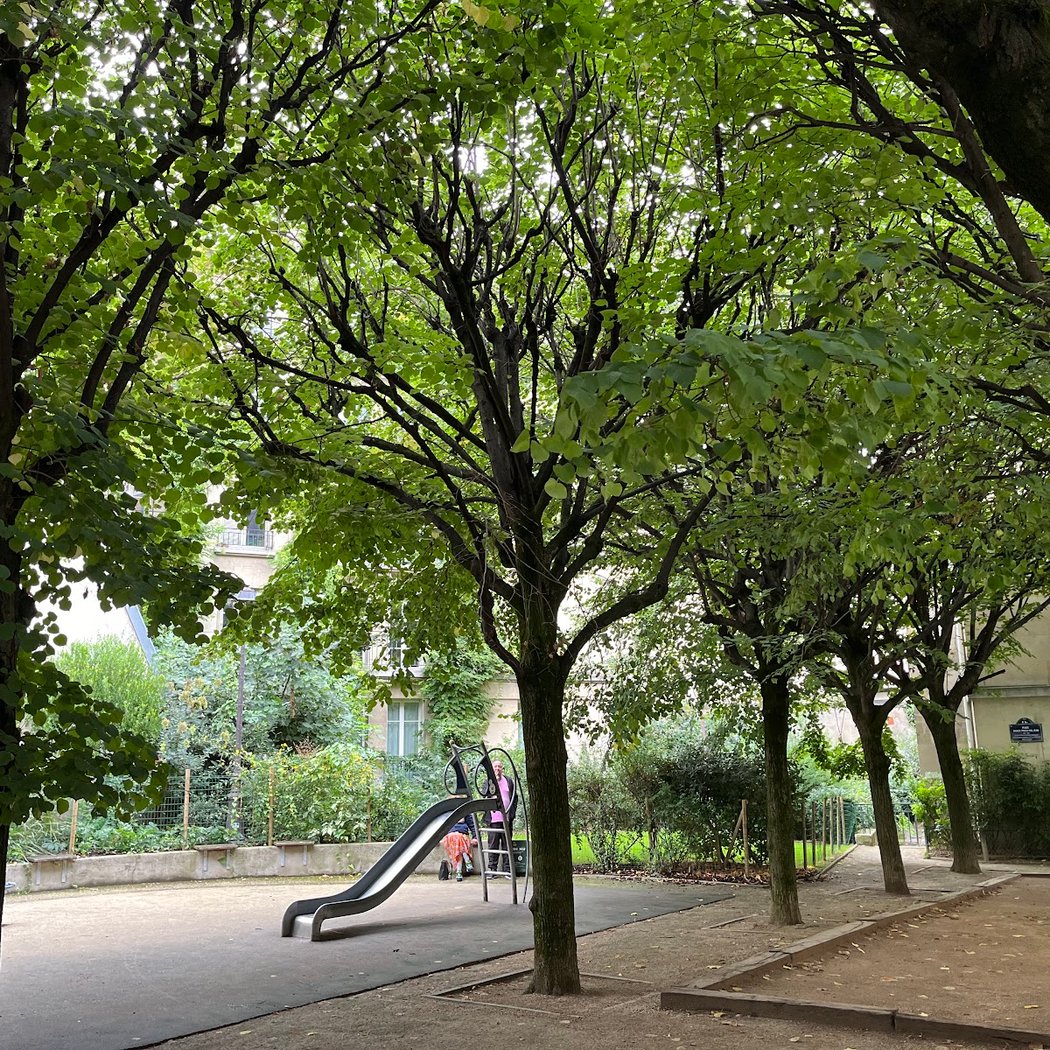 Jardin Roger-Priou-Valjean 1