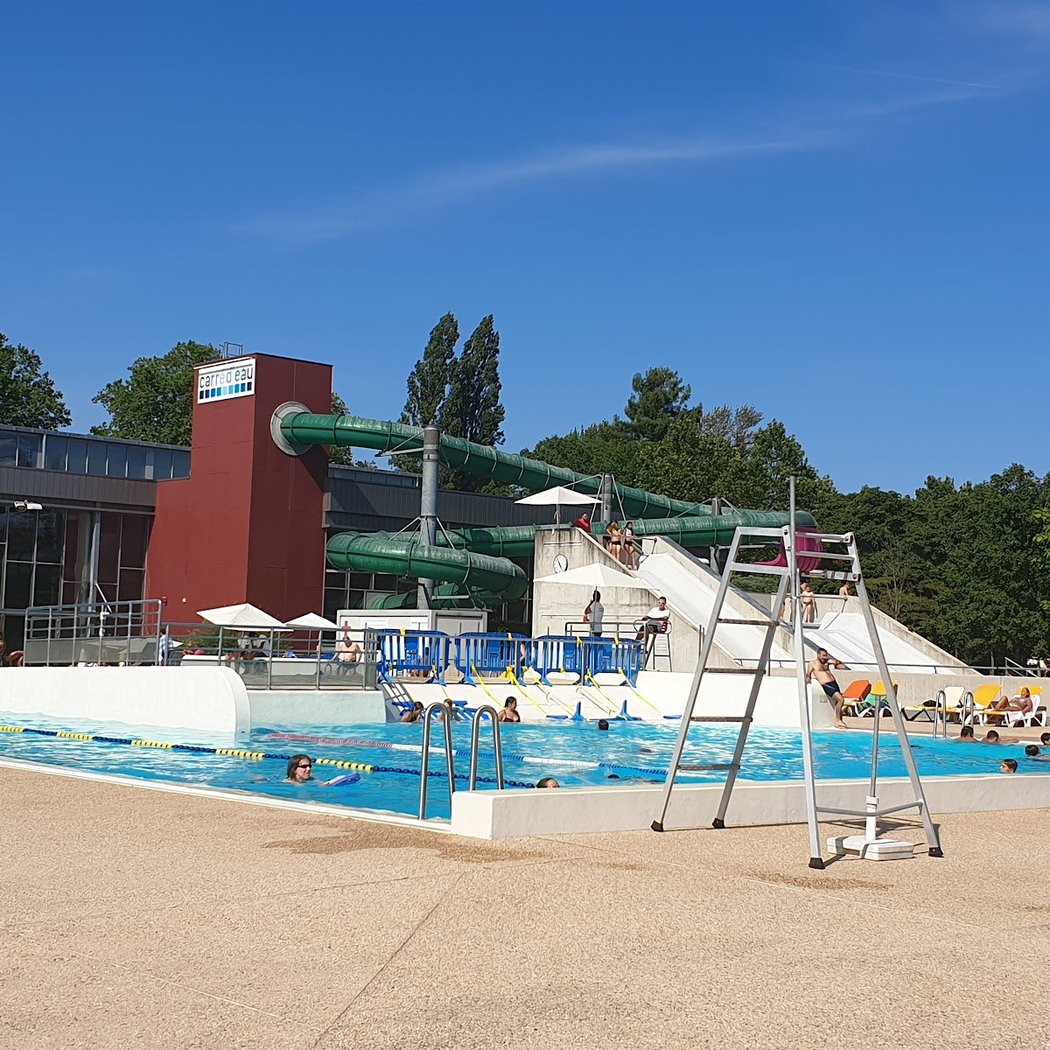 Carré d'eau Swimming Pool 1