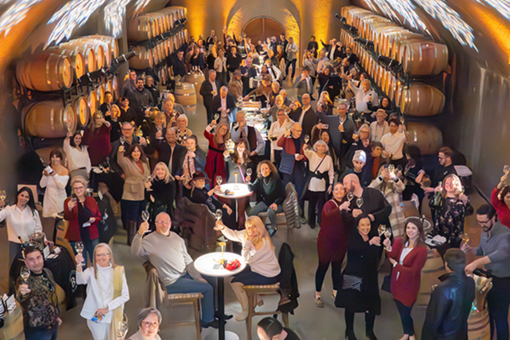 Pour + Explore: Sparkling Wines 2