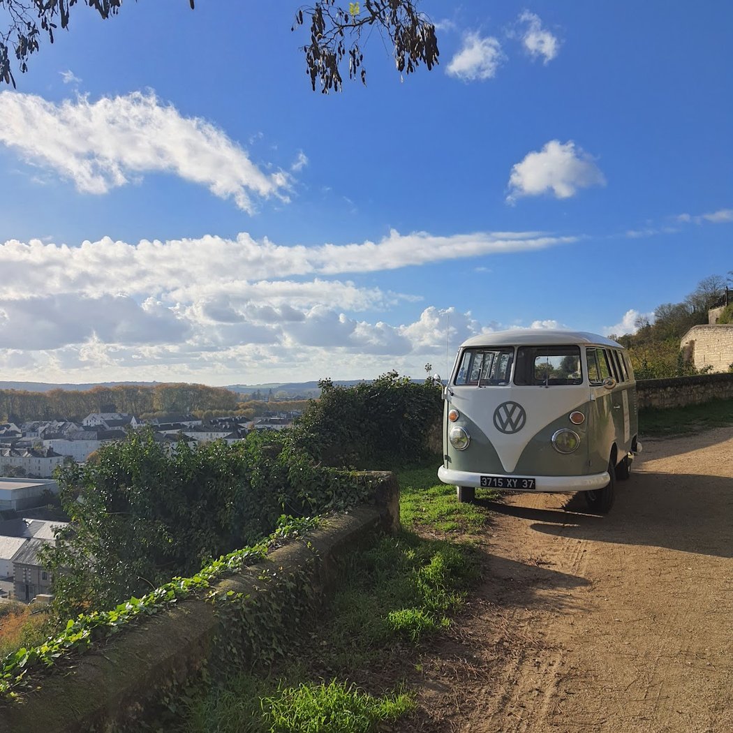 Chinon Vintage Tour 1