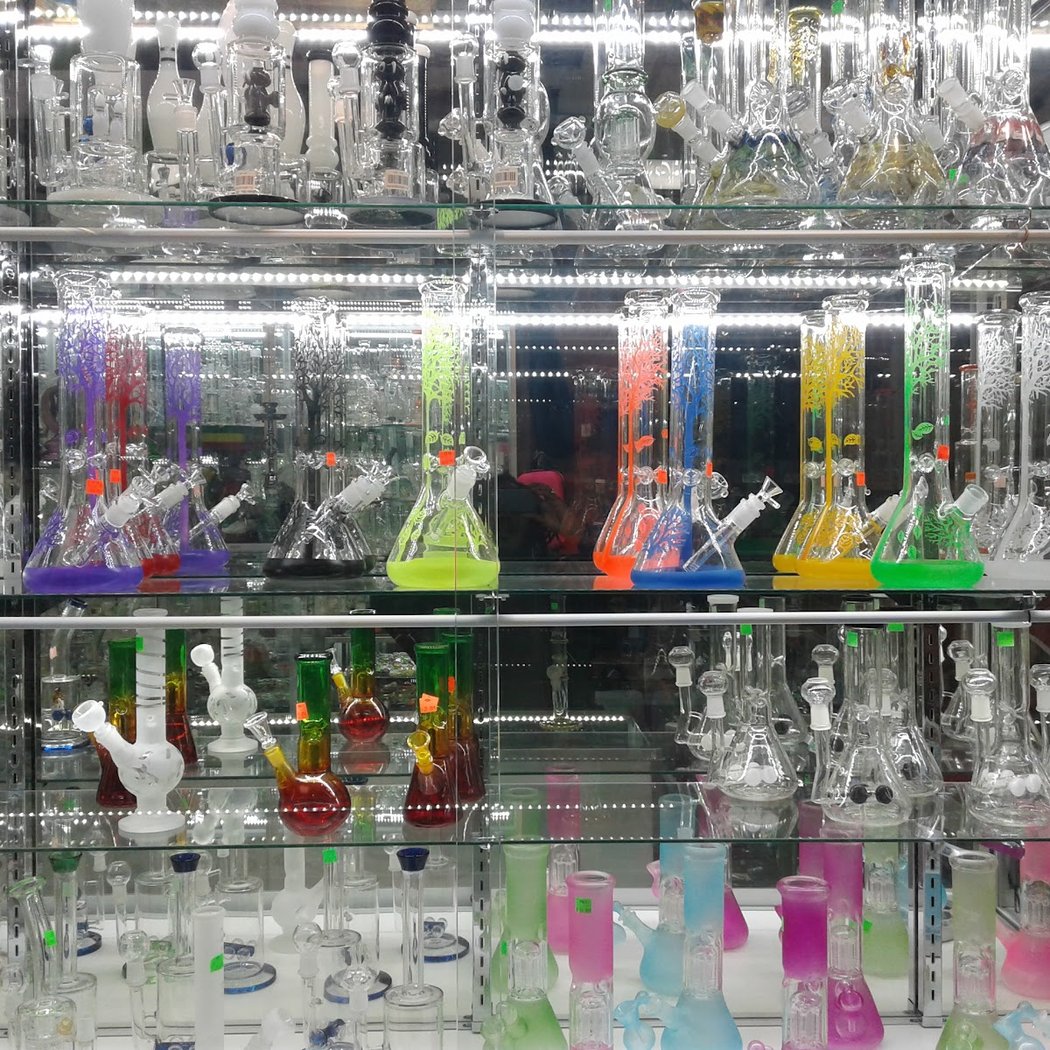 3D Smoke Shop 1