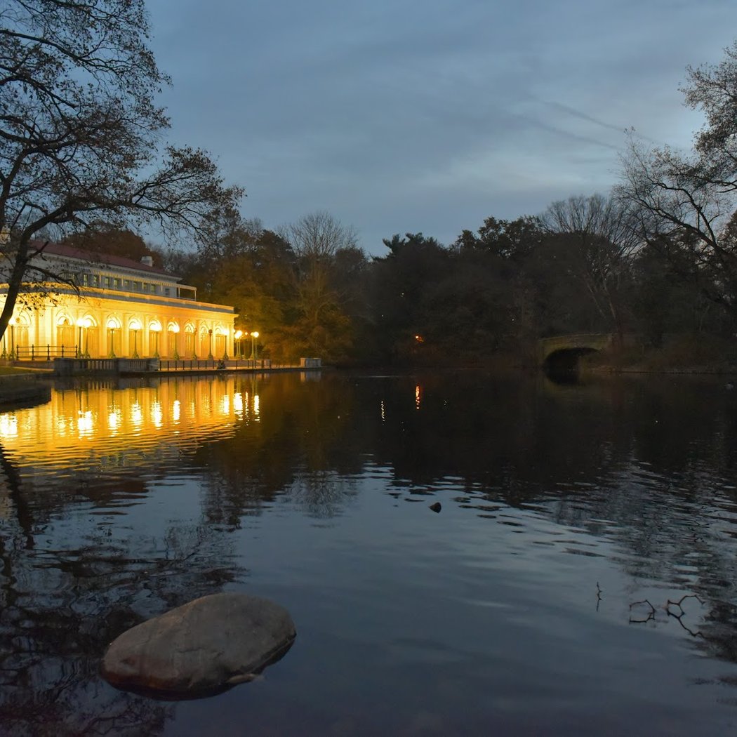 Leisurely Stroll Along Prospect Park Waterways 4