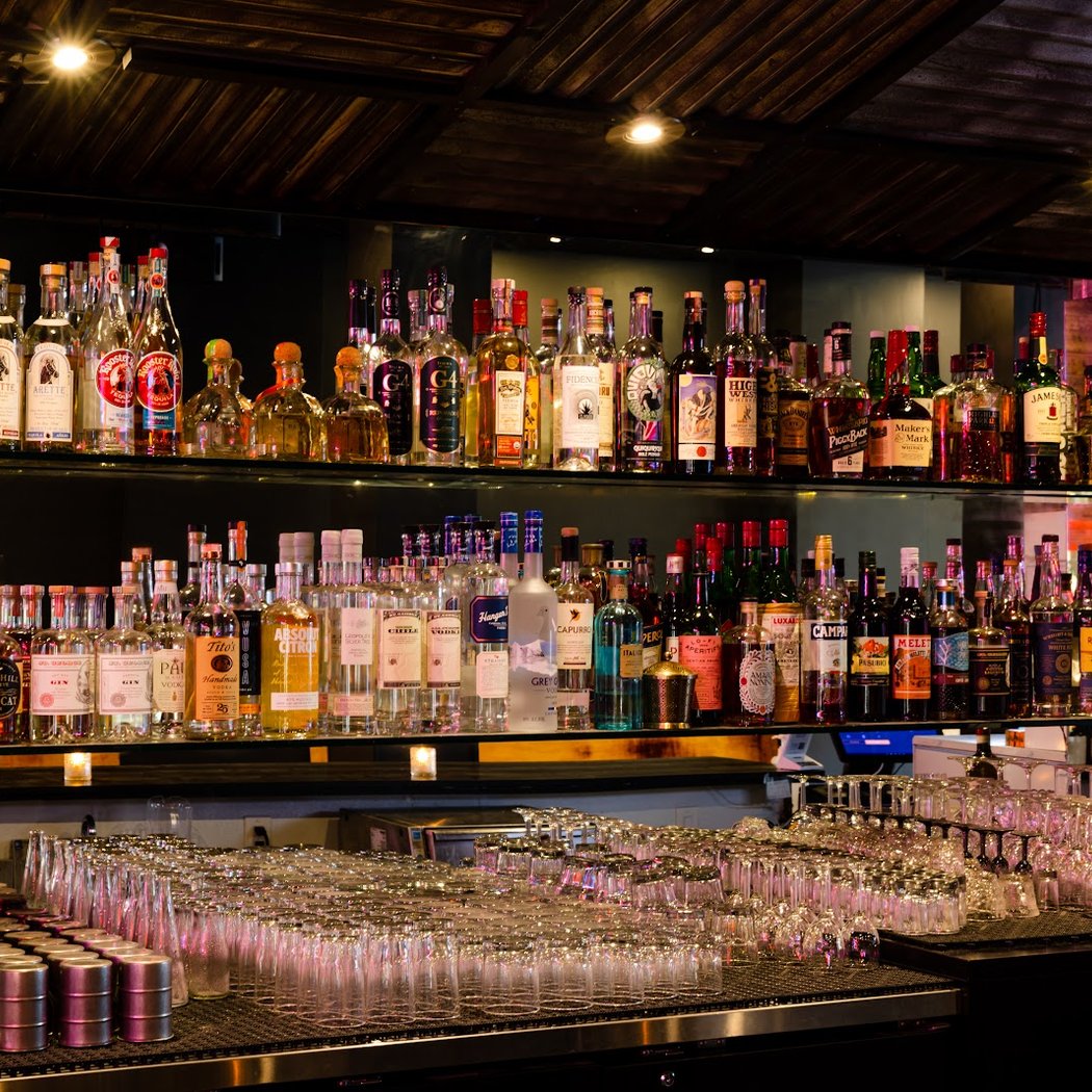 Tap in lounge 3