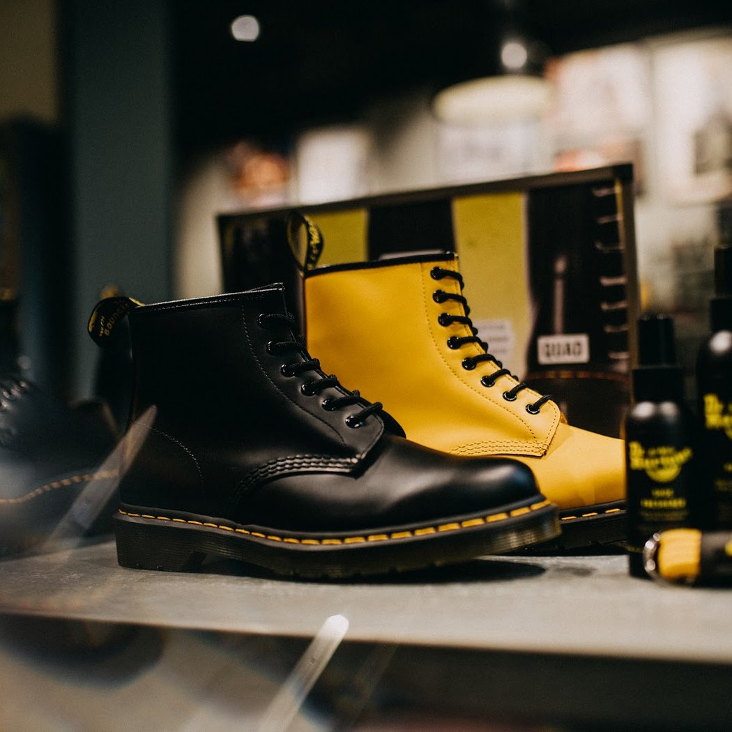 Dr. Martens 1