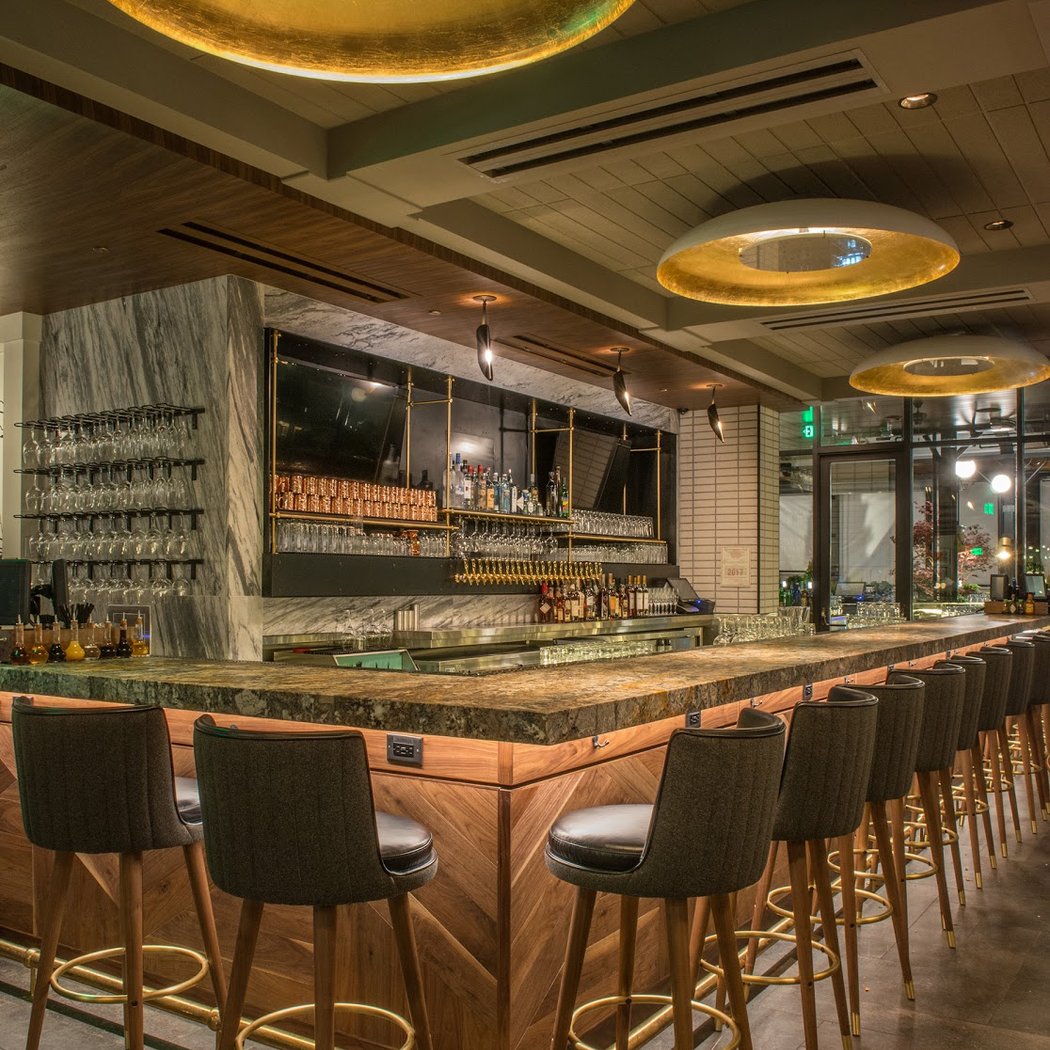 Earls Kitchen + Bar 2