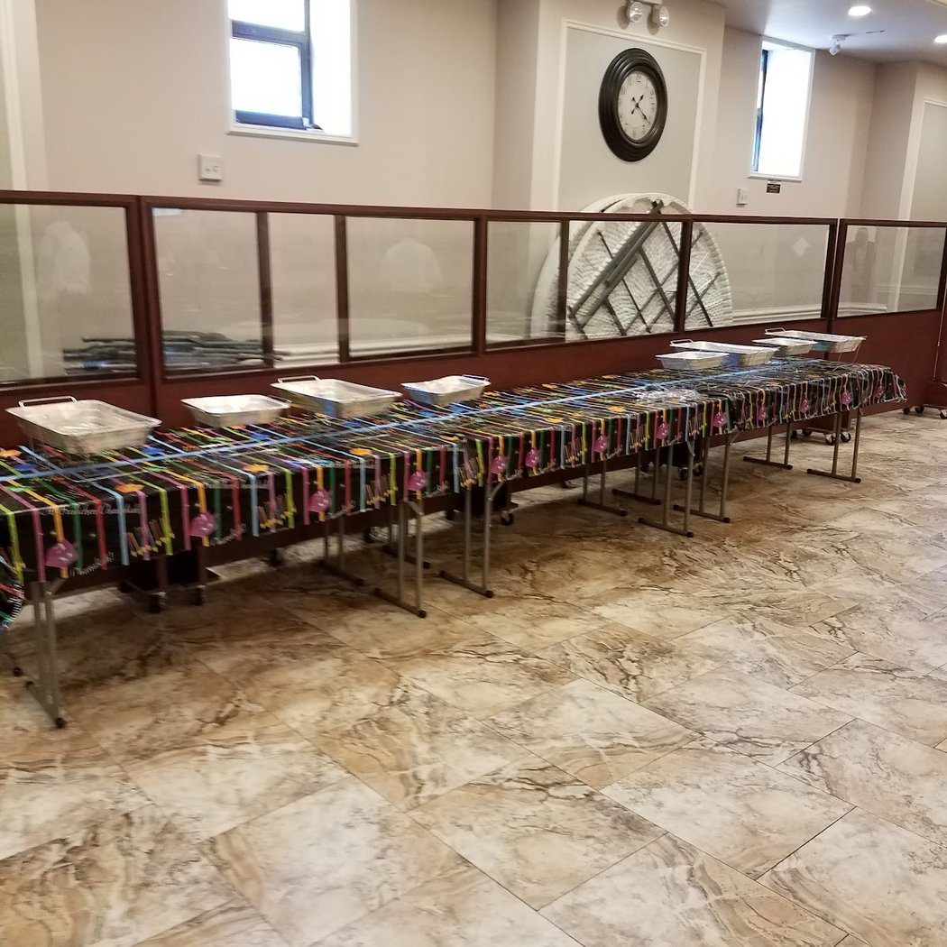 The Avenue N Jewish Center 3