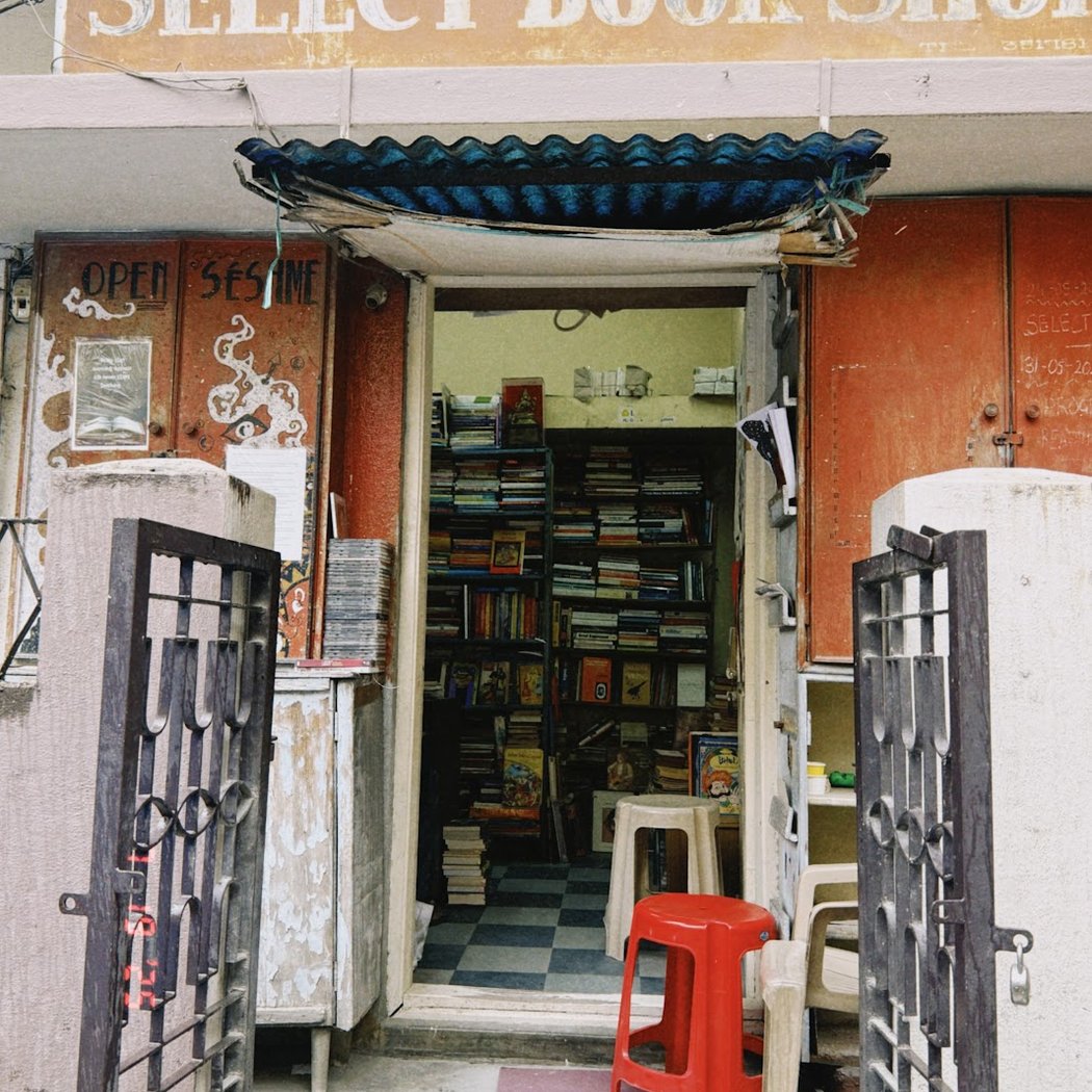 Select Book Shop 2