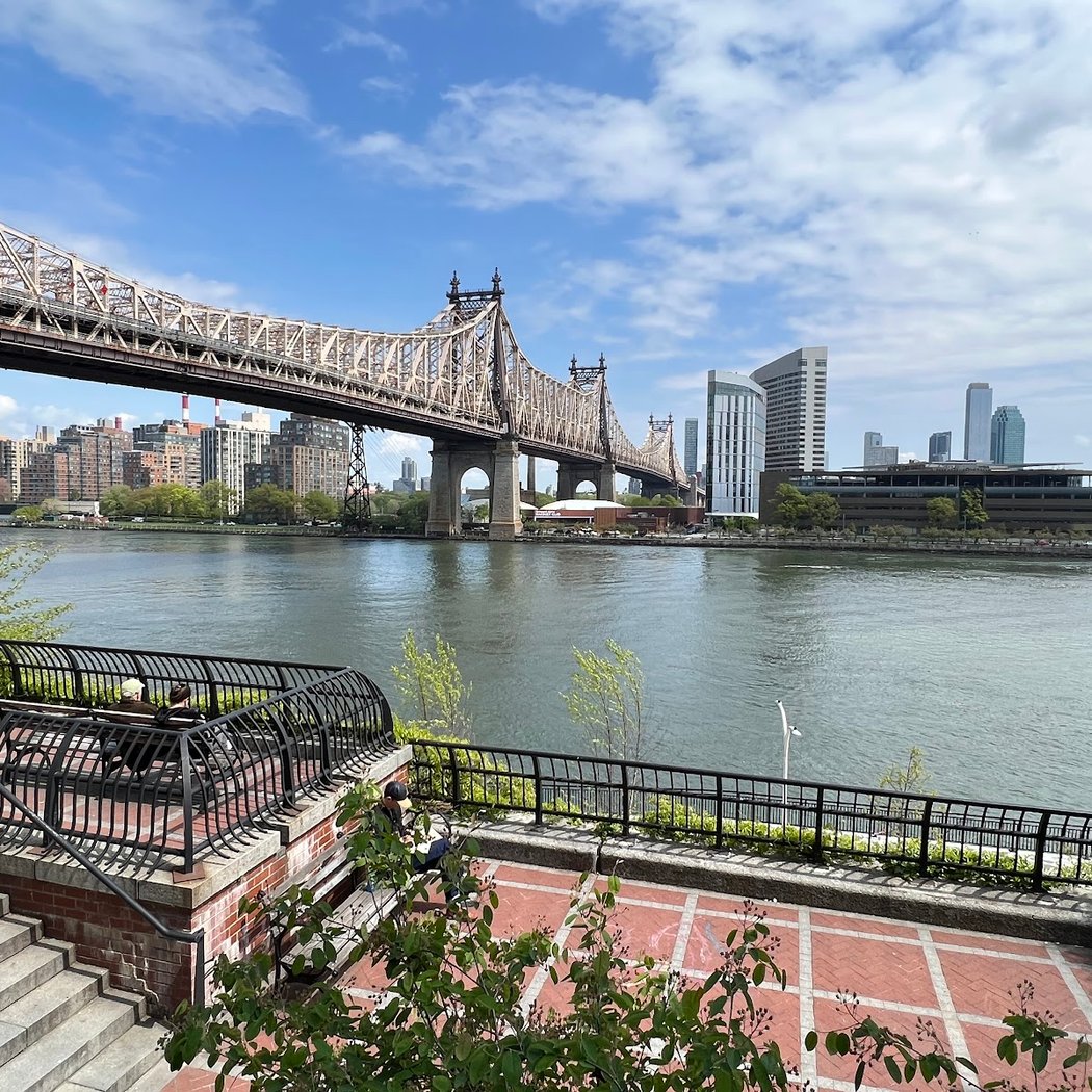 Sutton Place Park North 1