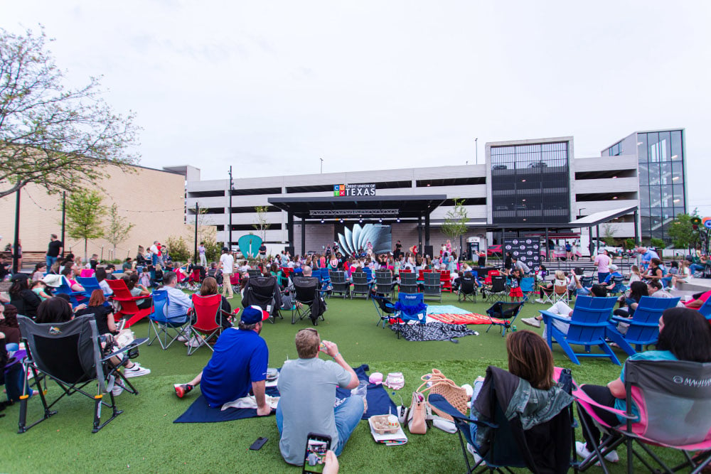 First Friday Market & Music at District 121 - 2026 Fall Season 3