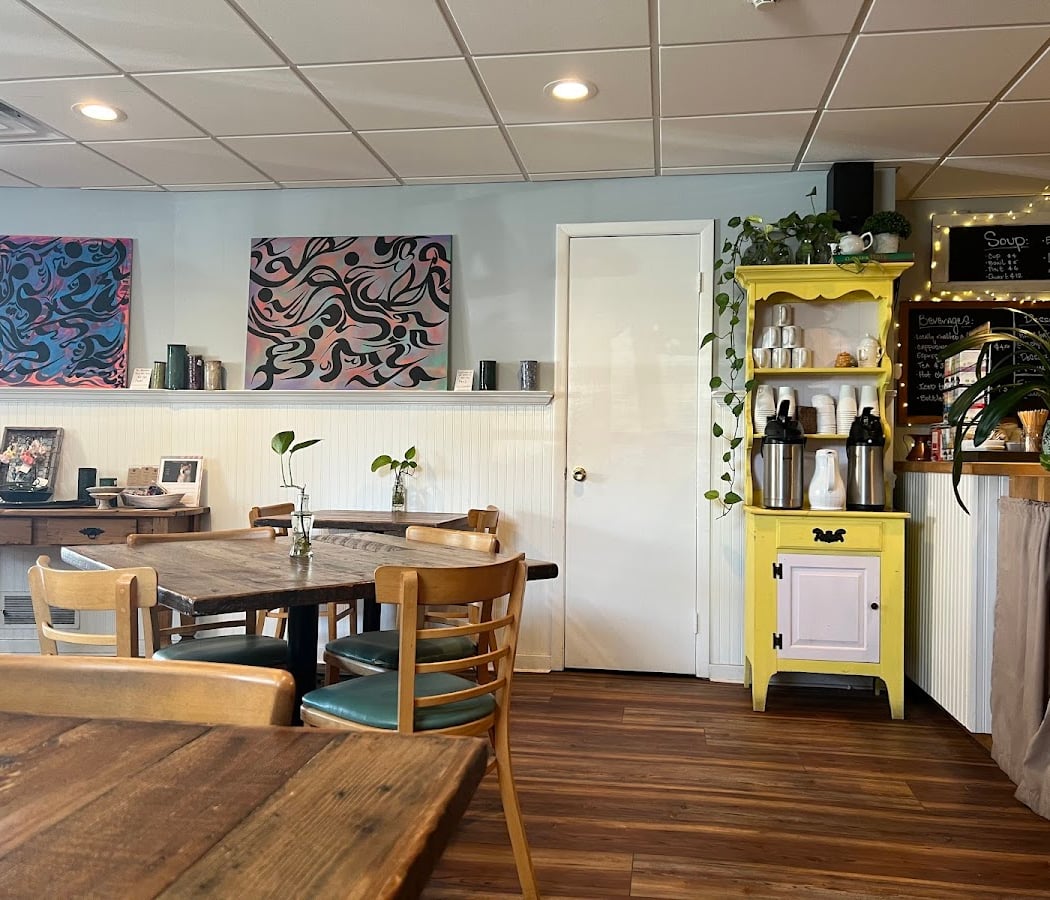 Emily's Café & Catering 1