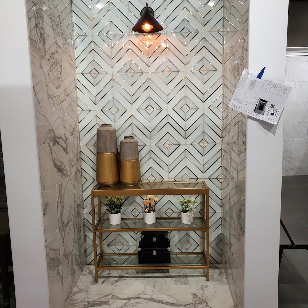 Floor & Decor 1