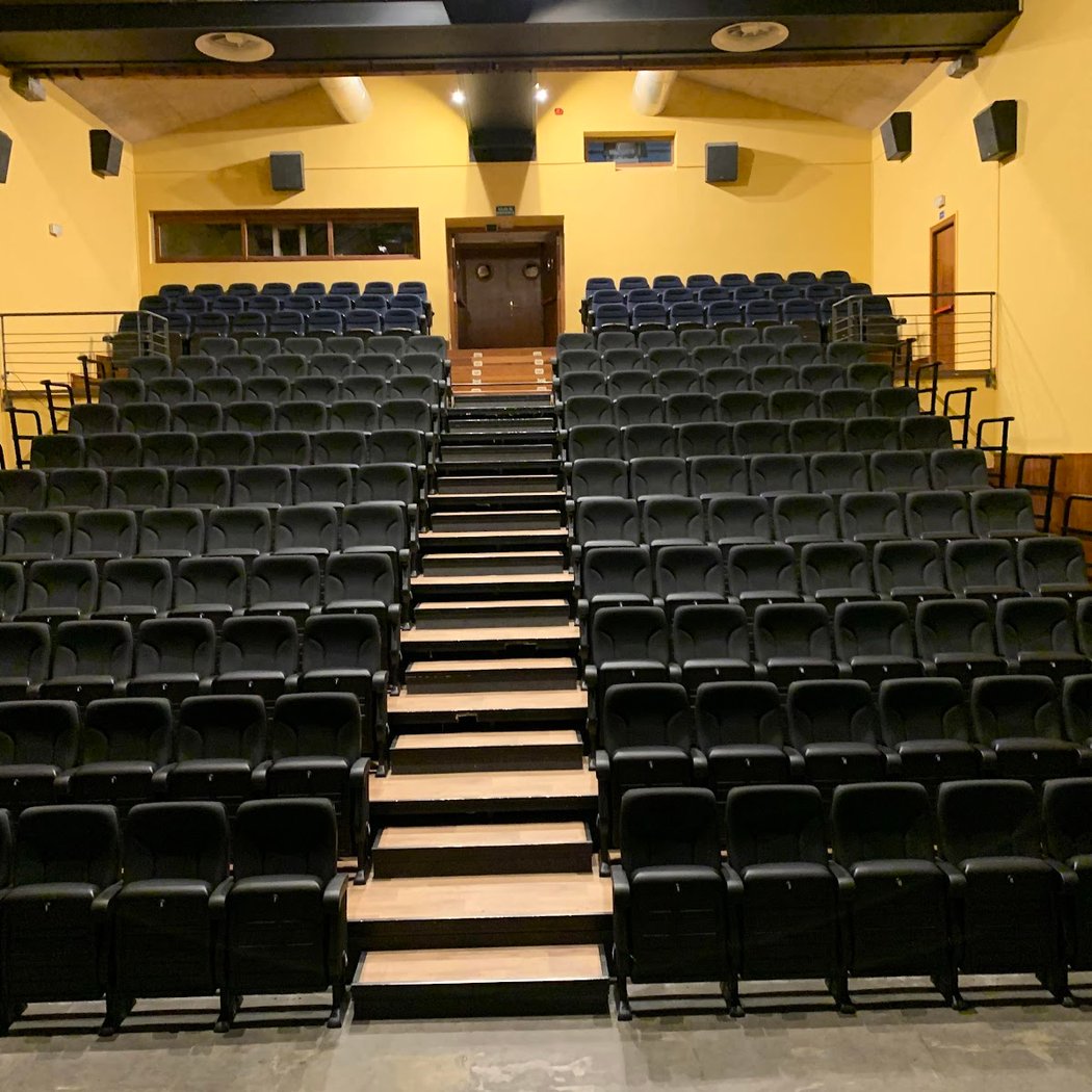 CINEMA Suportant el paradís 1