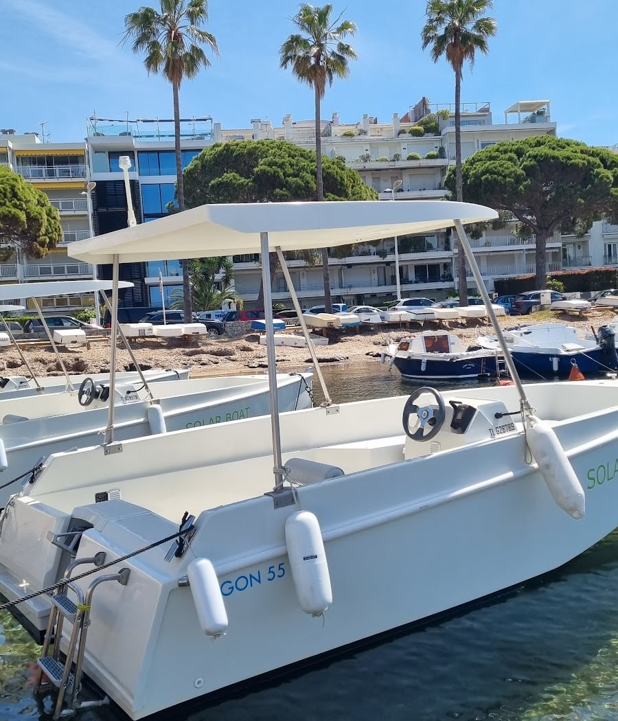 SolarBoat Cannes | Location bateau sans permis | Licence-free boat rental in Cannes 2