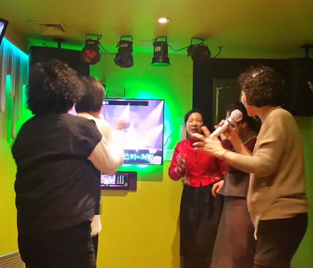 Happy Karaoke 1