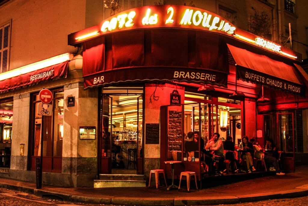 Café des Deux Moulins 1