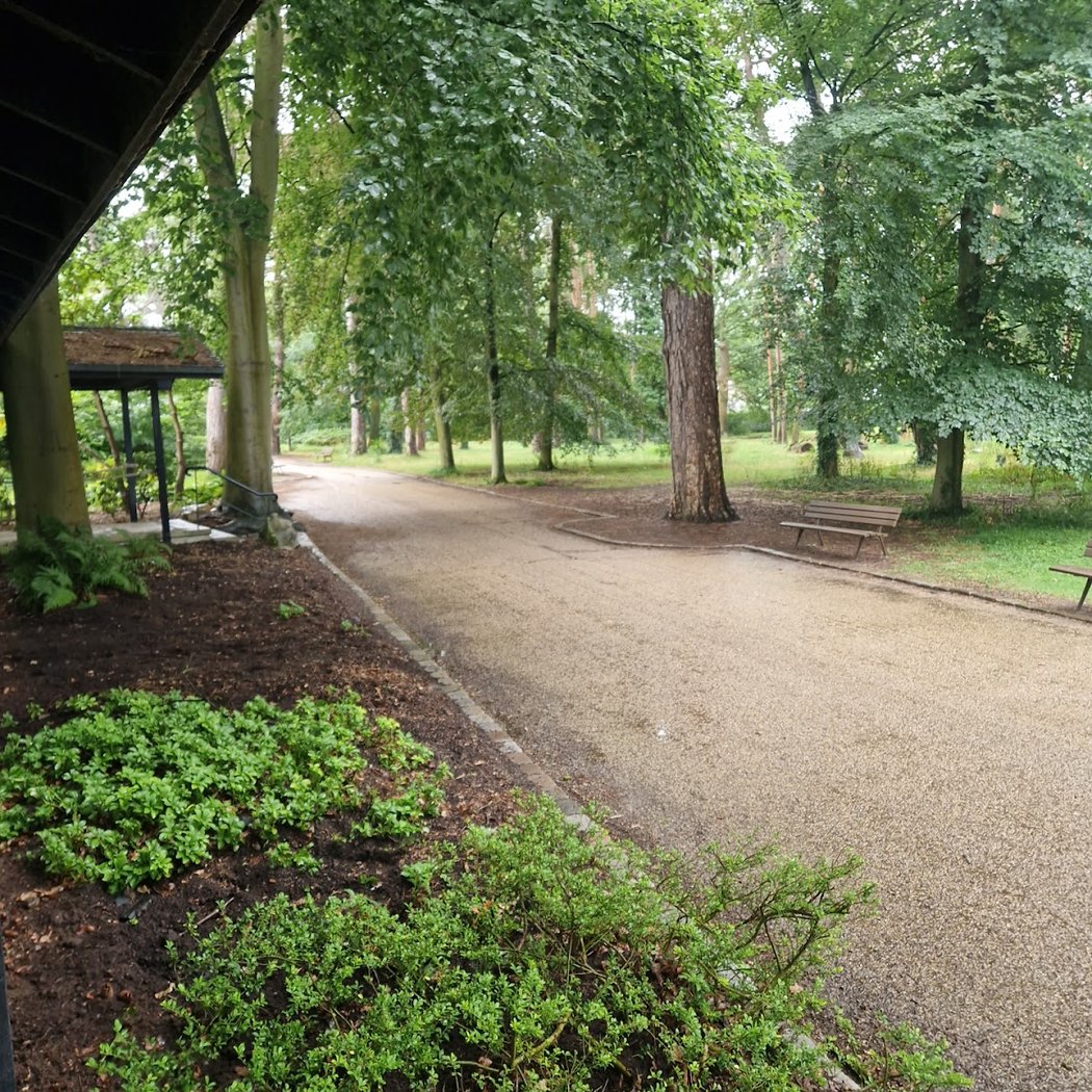 Aire de jeux pour enfants du Parc Floral de Paris 3