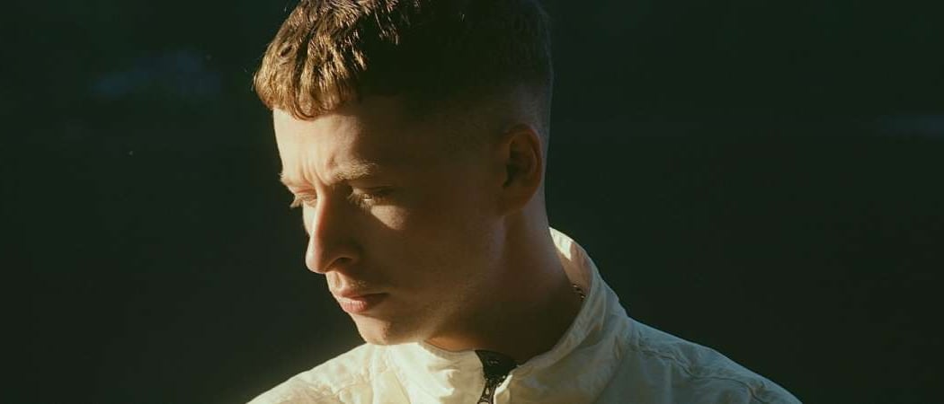 SAM GELLAITRY + OLIVER CROSBY 1