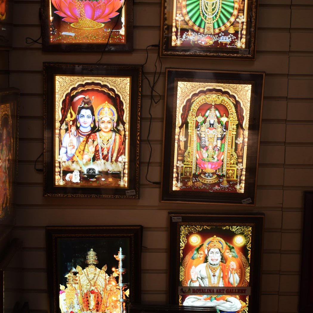royalina art gallery 2