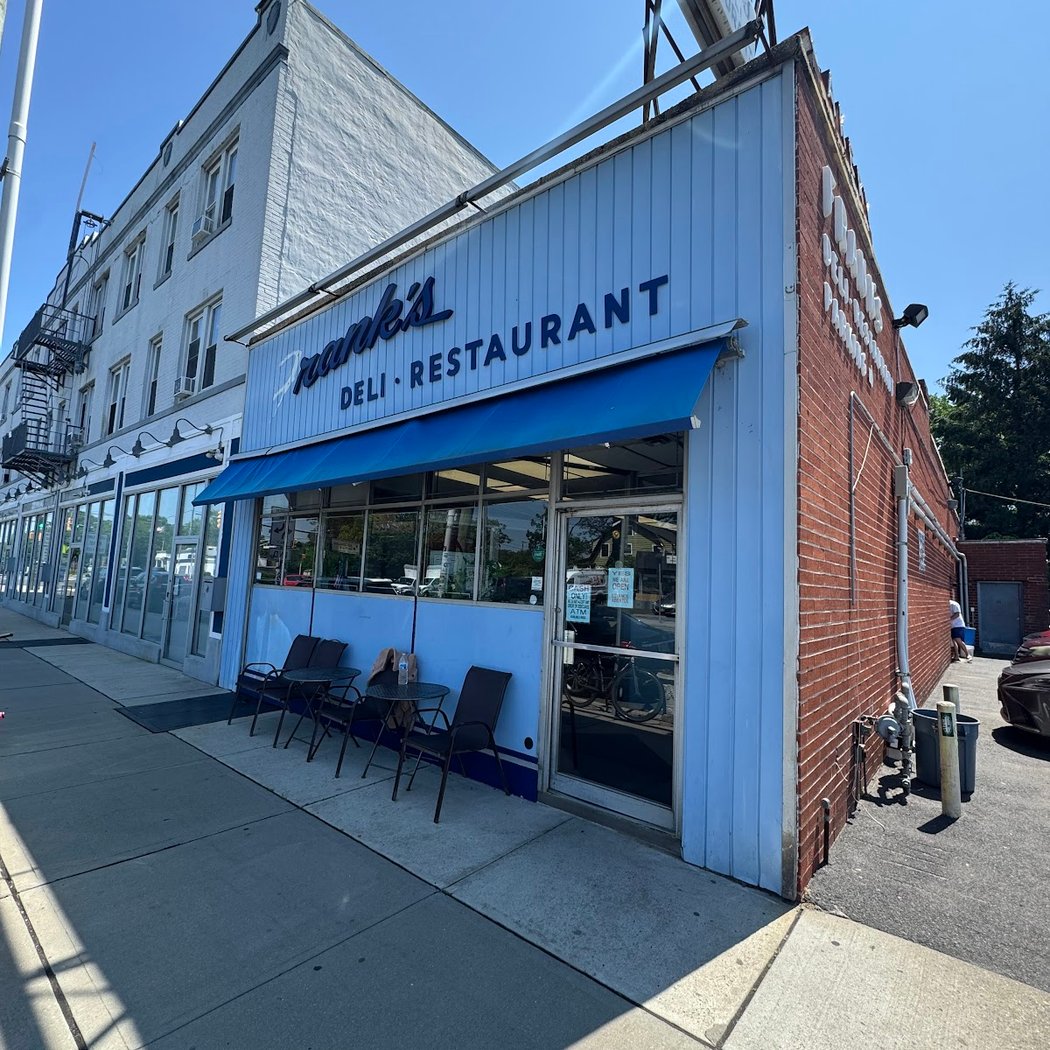Frank's Deli & Restaurant 2