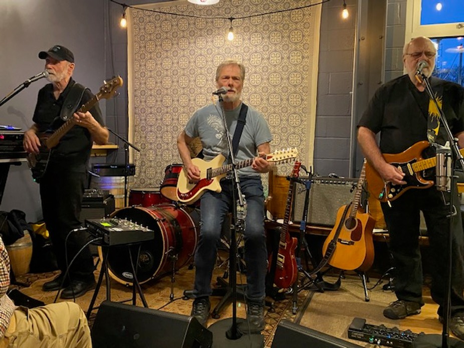 Dave Hunter and the Seven Hundred 2