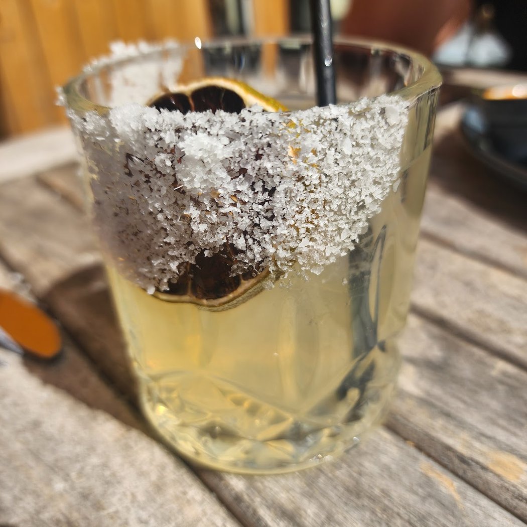 Lucy's Cantina Royale 3