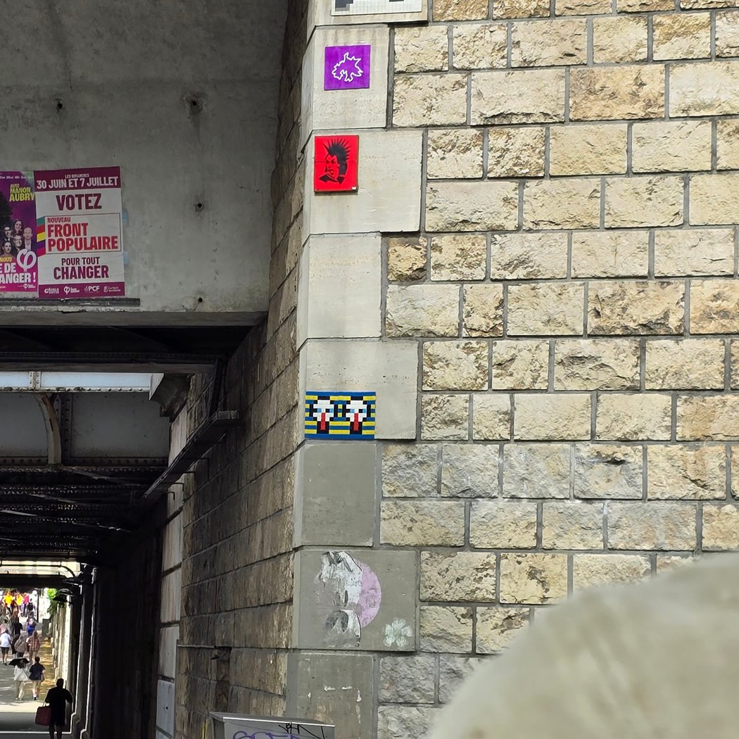 Invader PA_646 2