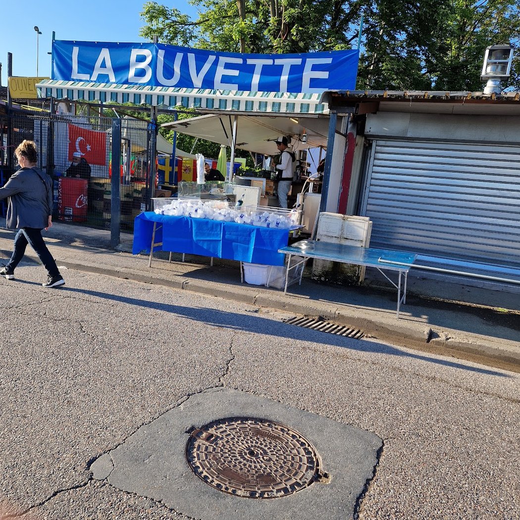 Supermarché aux Puces 2