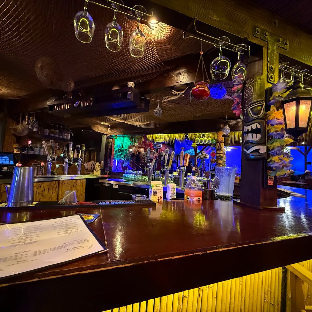 CLUB 90 5