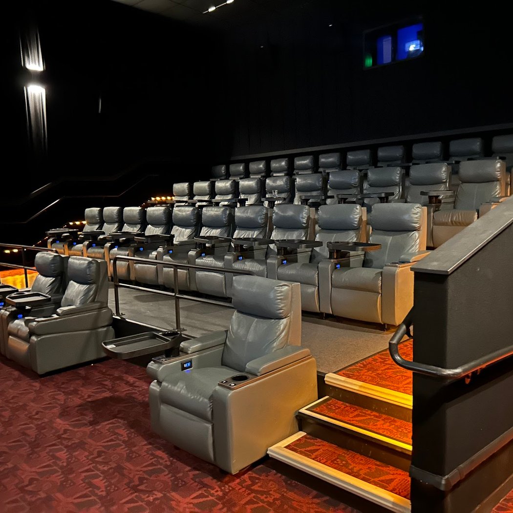 ShowPlace ICON Theatre & Kitchen in Mountain View 1