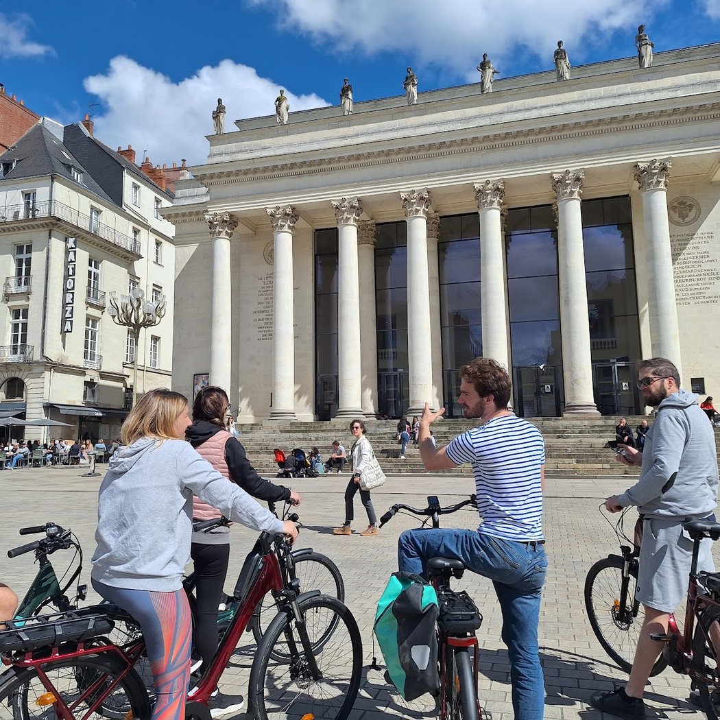 Bike'N Tour - Location vélos et visites guidées 1