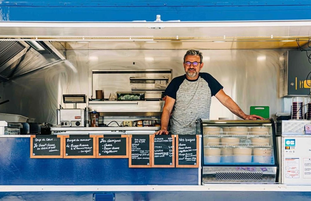 Burger Avenue Food truck 2