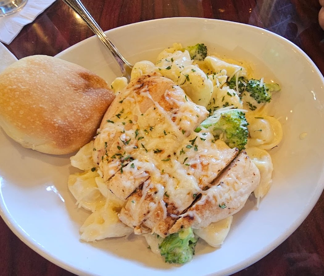 Wine Wednesday at Mulligan's 4